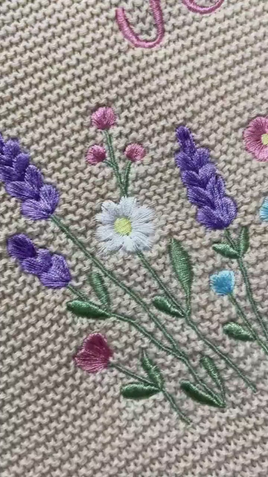 Video Customized Baby Blanket With Embroidered Name 
